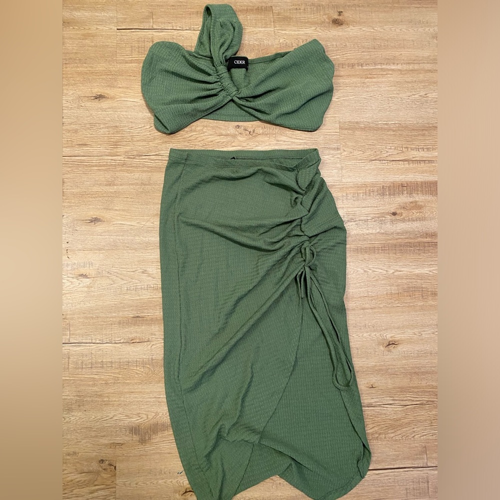 Green Cider Matching Set